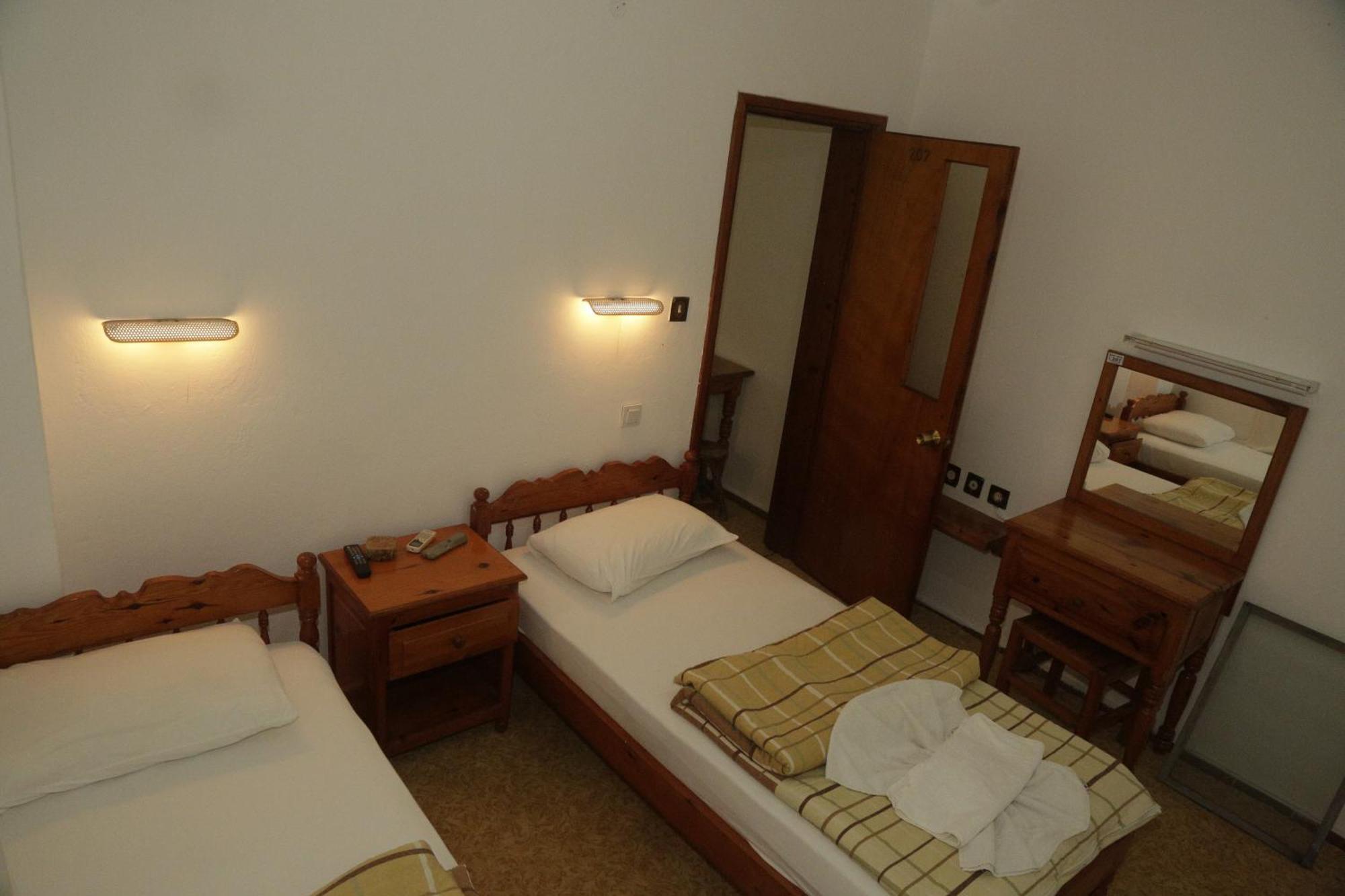 Murat Hotel Demre Bagian luar foto
